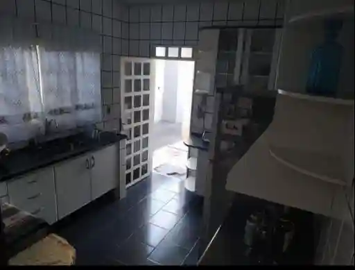 Casa com 3 quartos à venda, 232m² — foto 14 de 16