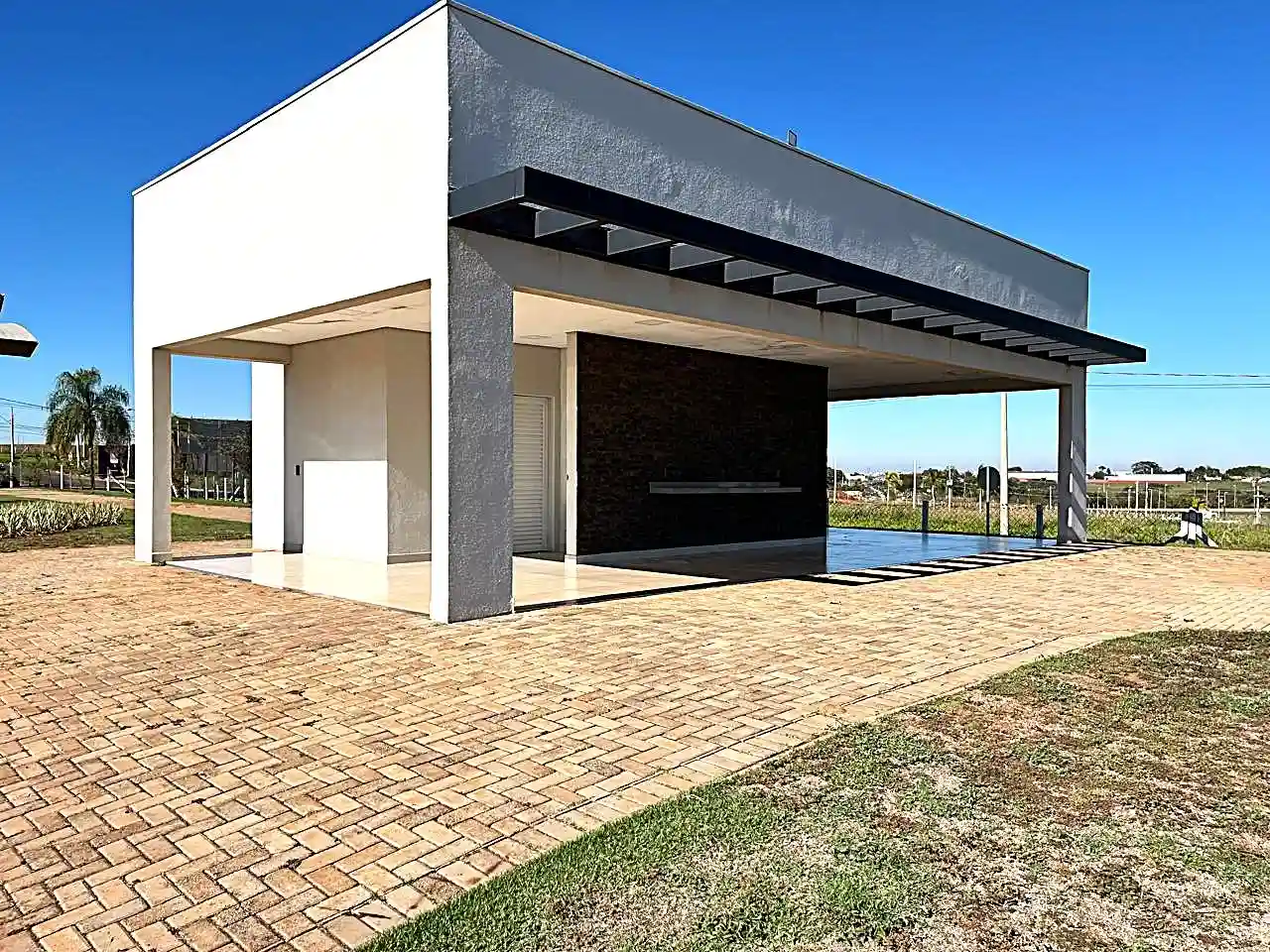 Galpão / Depósito / Armazém  para aluguel, 540m² — foto 14 de 16