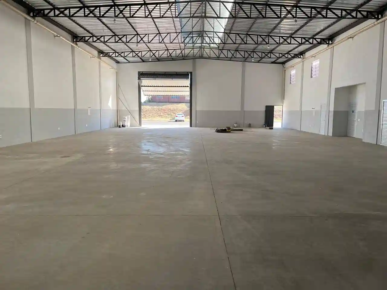 Galpão / Depósito / Armazém  para aluguel, 540m² — foto 7 de 16