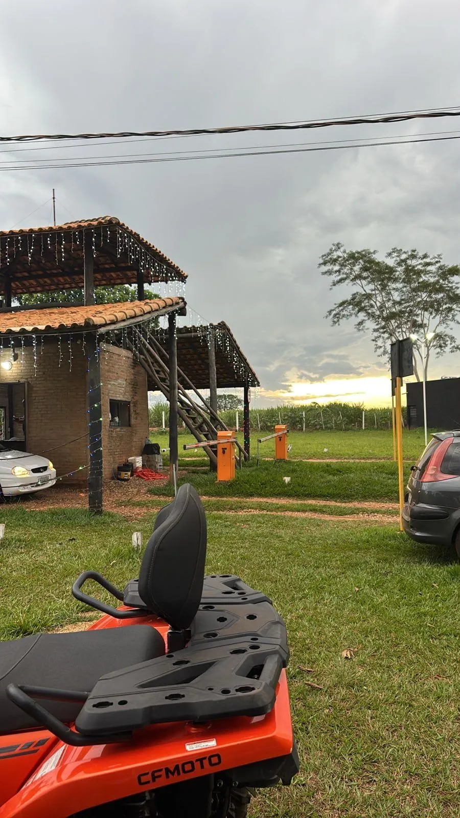 Casa de Condomínio com 2 quartos à venda, 329m² — foto 2 de 25