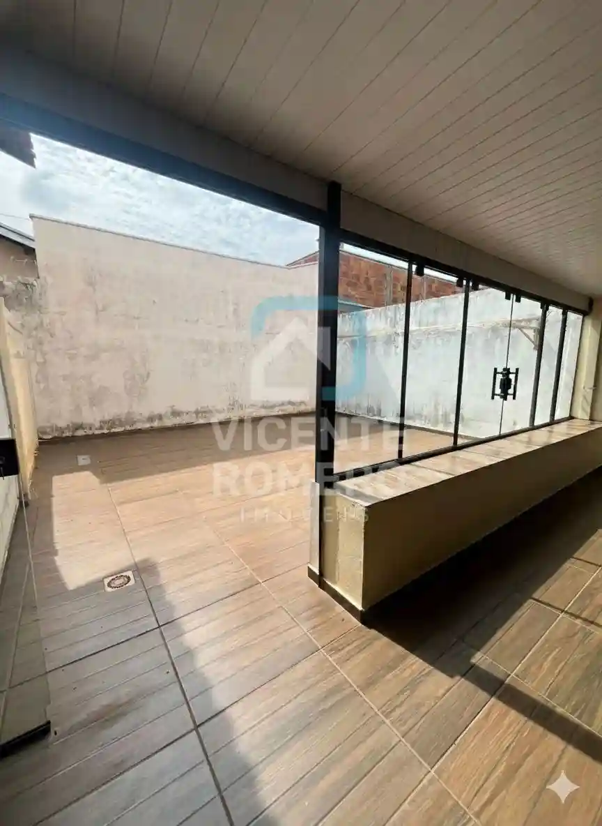 Casa com 3 quartos à venda, 200m² — foto 10 de 13