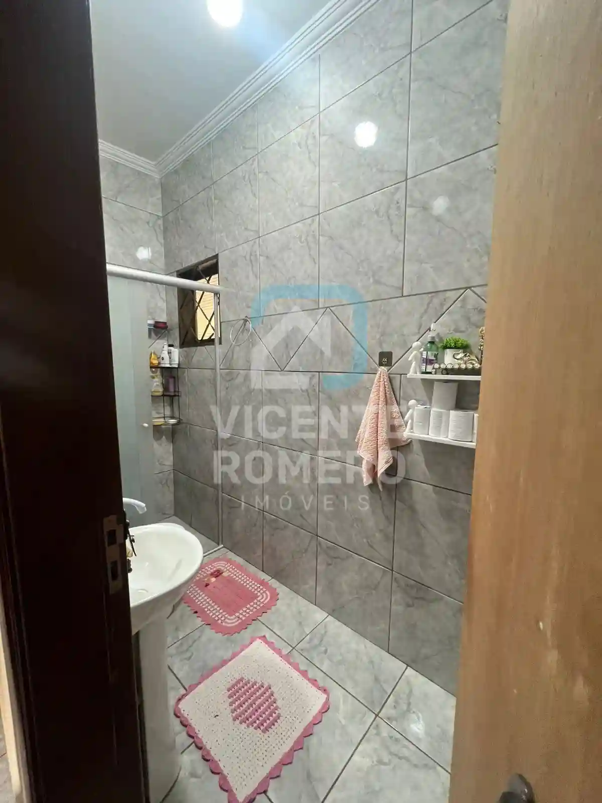 Casa com 3 quartos à venda, 200m² — foto 9 de 13