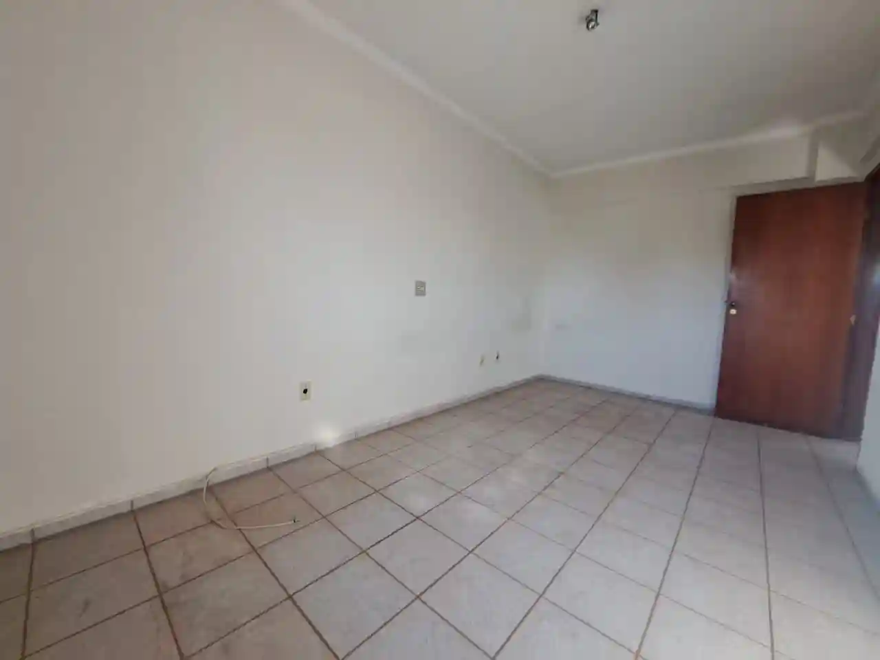 Apartamento com 2 quartos à venda, 70m² — foto 3 de 16