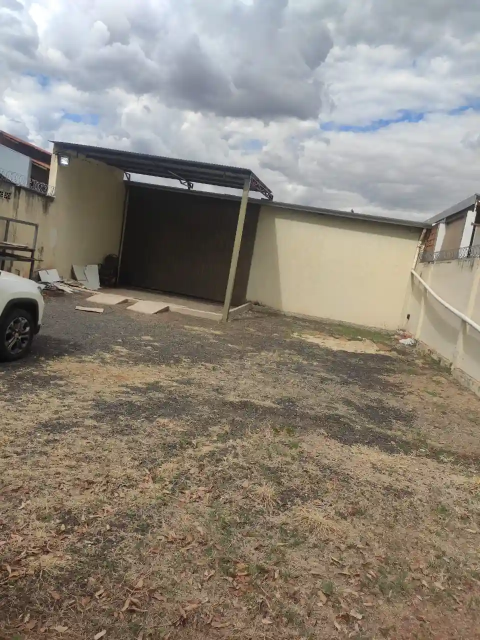 Casa com 2 quartos à venda, 448m² — foto 2 de 10