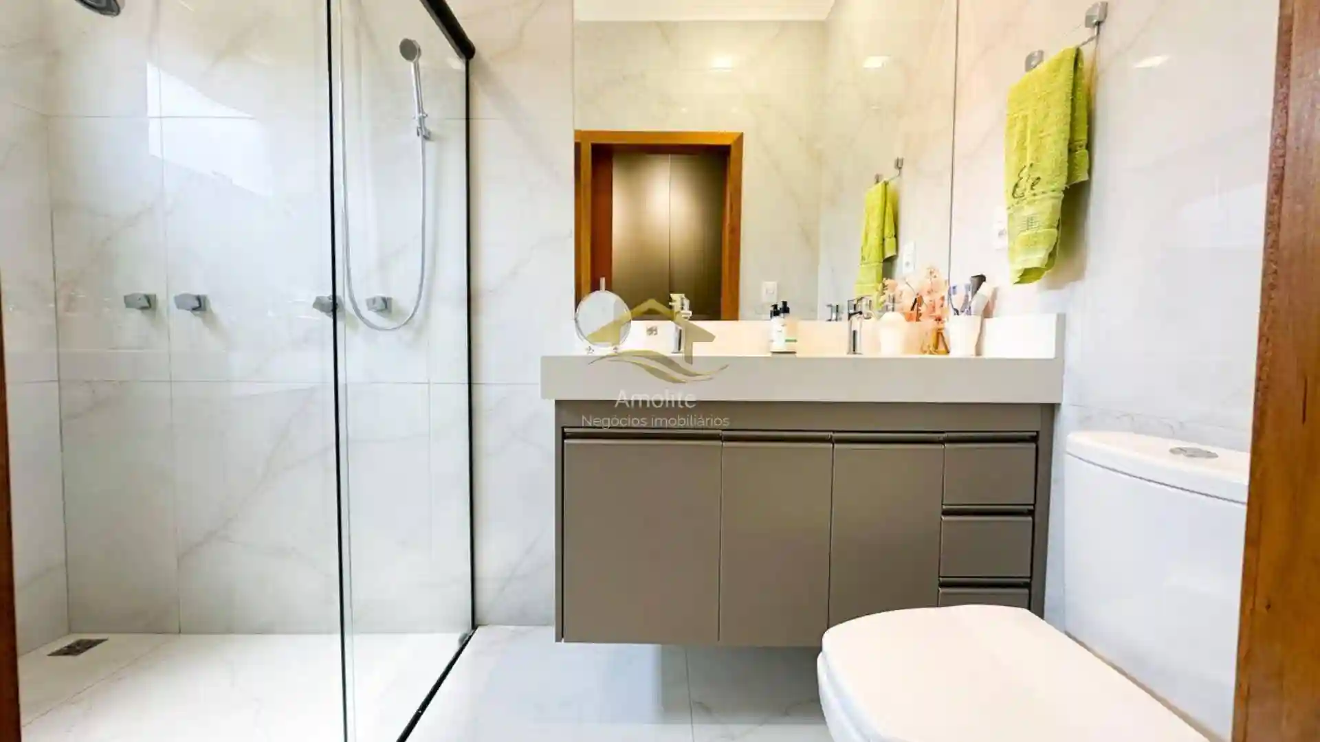 Casa de Condomínio com 3 quartos à venda, 185m² — foto 3 de 28