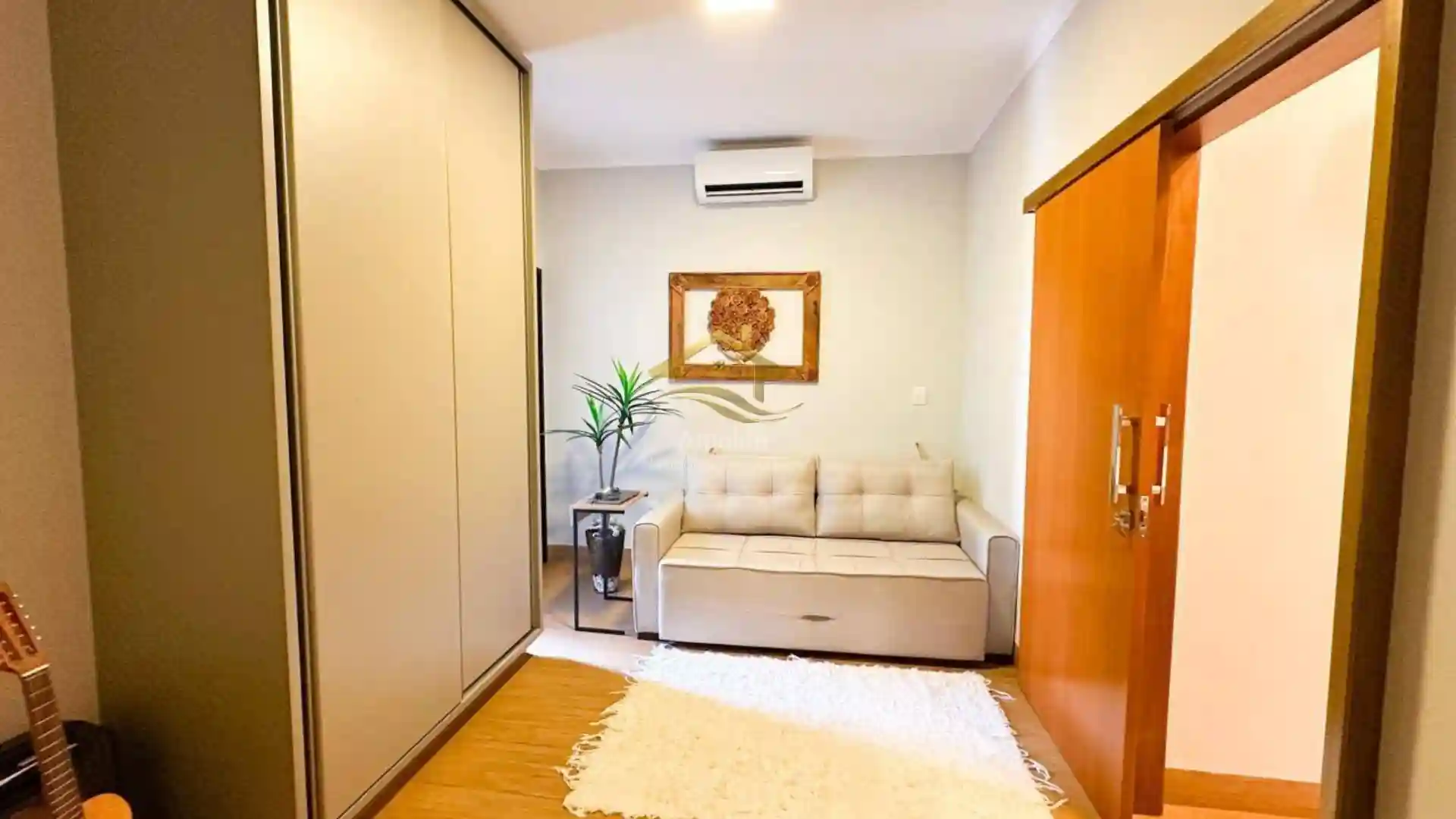 Casa de Condomínio com 3 quartos à venda, 185m² — foto 4 de 28