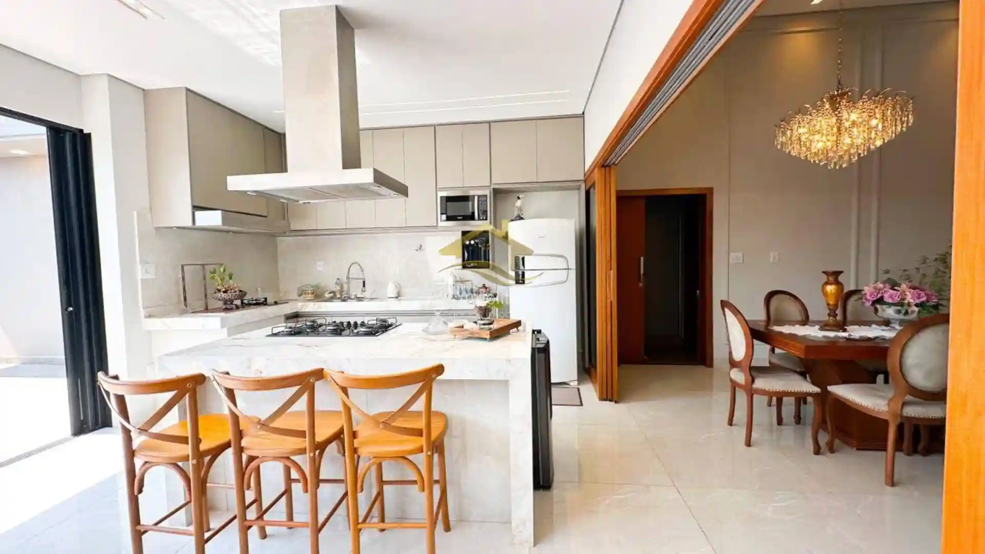 Casa de Condomínio com 3 quartos à venda, 185m² — foto 17 de 28