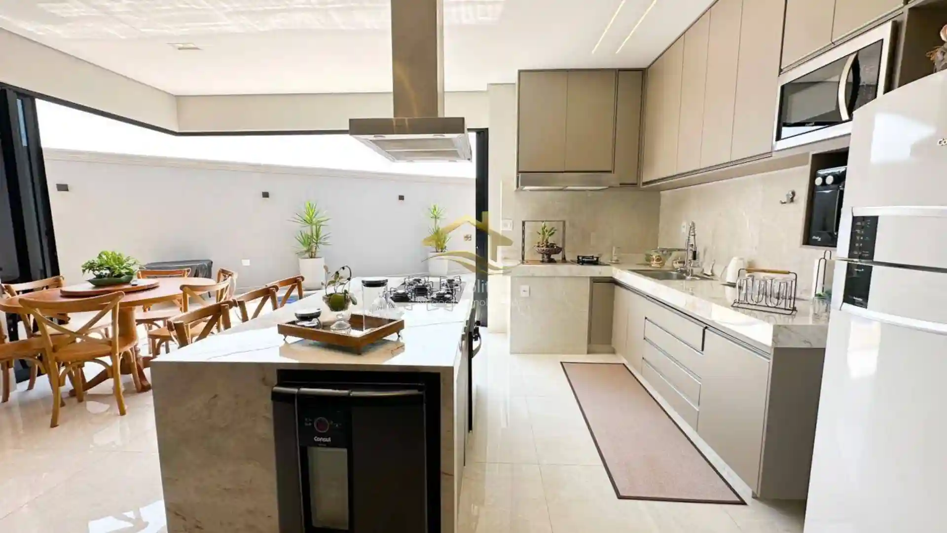 Casa de Condomínio com 3 quartos à venda, 185m² — foto 15 de 28