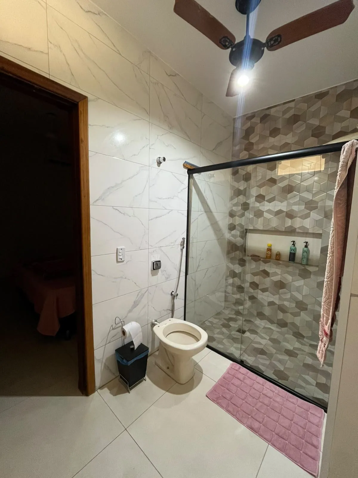 Casa com 5 quartos à venda, 200m² — foto 28 de 29