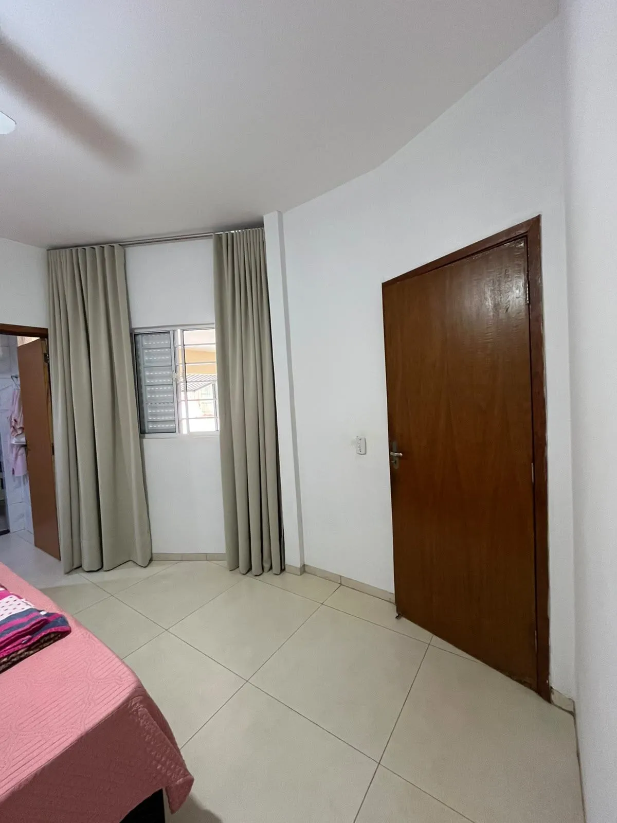 Casa com 5 quartos à venda, 200m² — foto 21 de 29