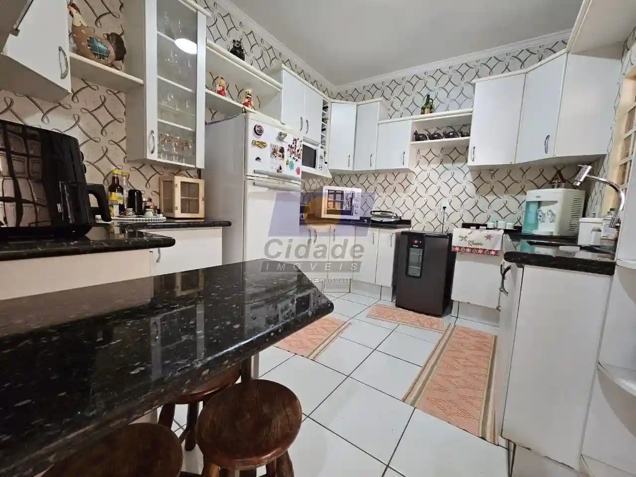 Casa com 4 quartos à venda, 217m² — foto 14 de 22