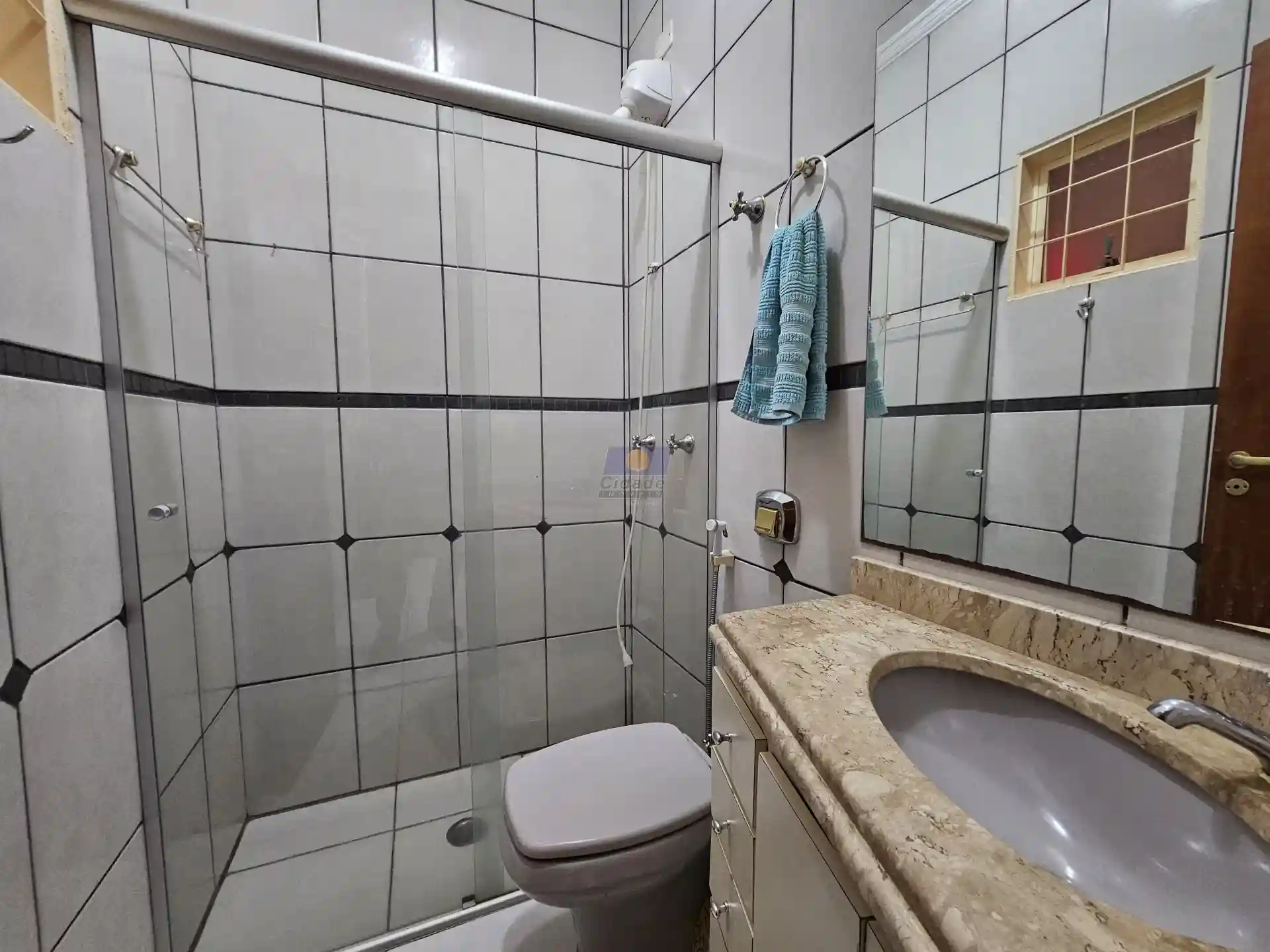 Casa com 4 quartos à venda, 217m² — foto 12 de 22