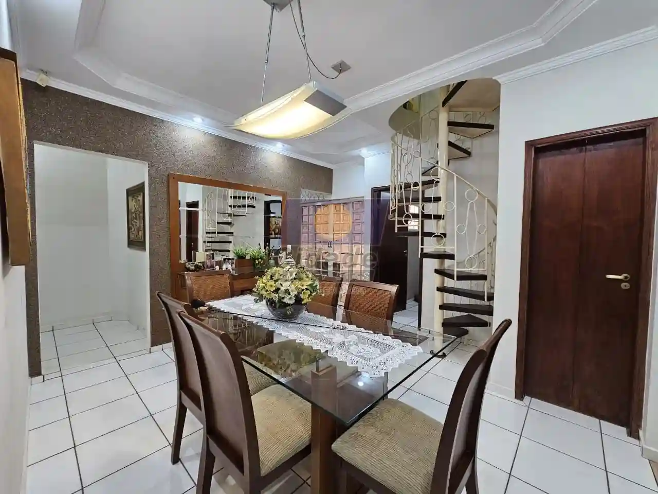 Casa com 4 quartos à venda, 217m² — foto 13 de 22