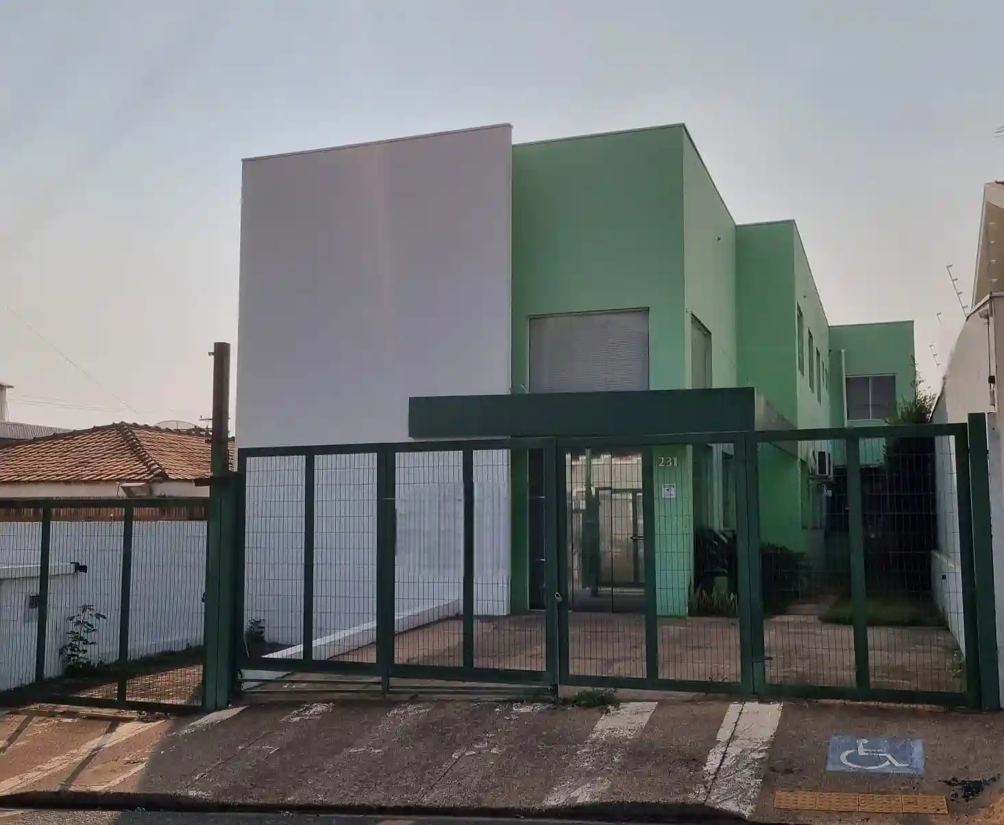 Prédio comercial  à venda, 274m² — foto 1 de 18