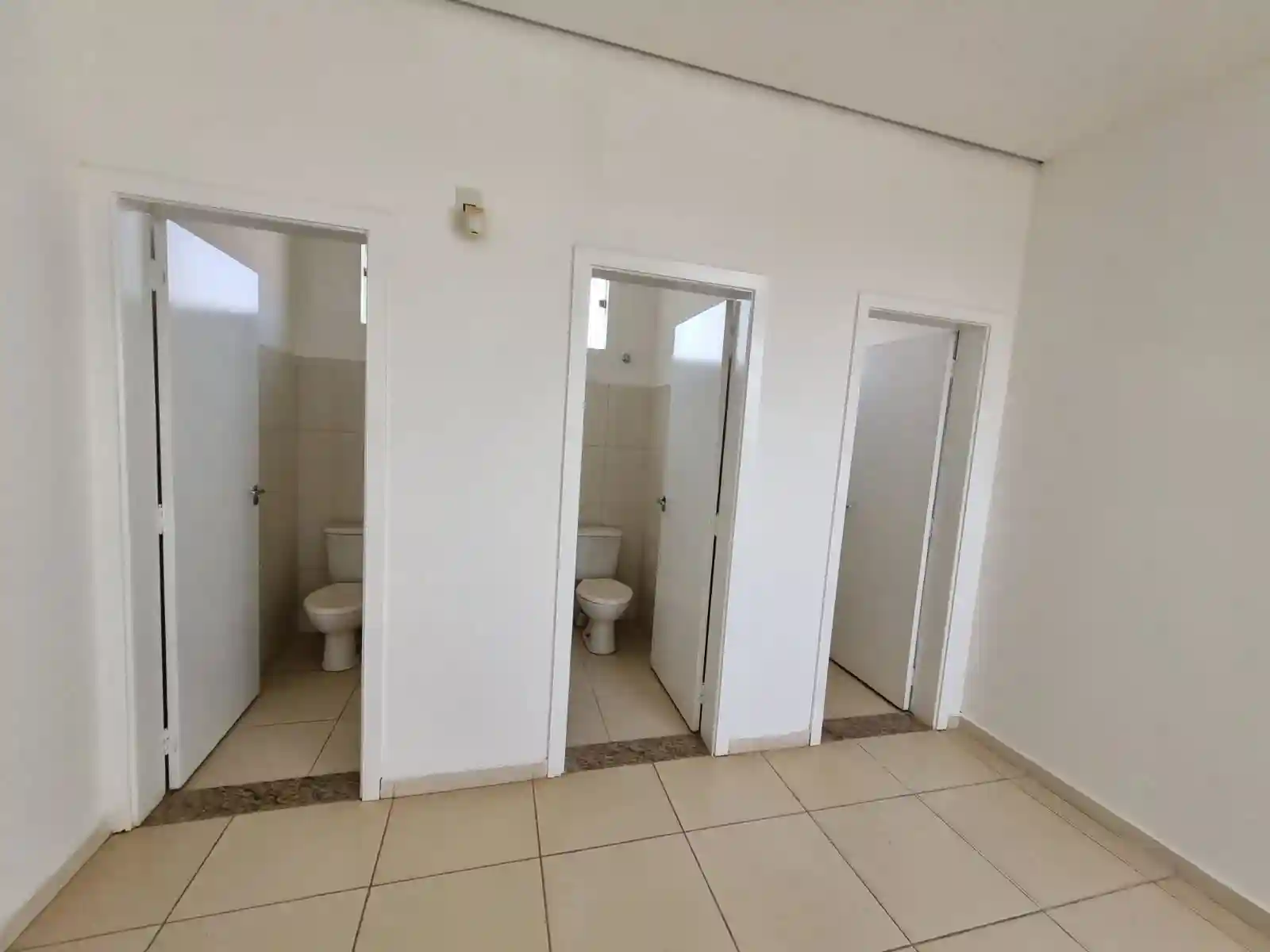 Prédio comercial  à venda, 274m² — foto 15 de 18