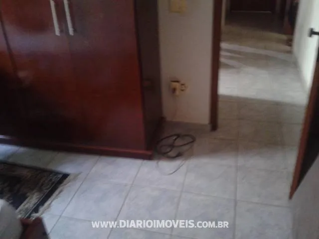 Casa à venda — foto 1 de 1