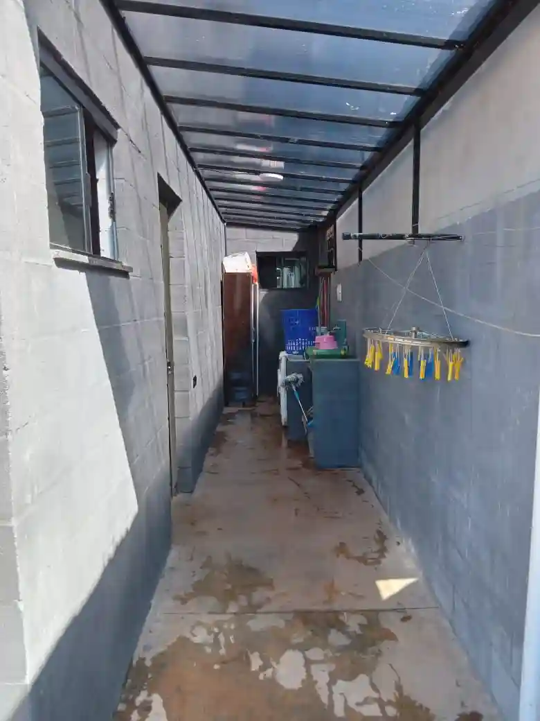 Casa com 2 quartos à venda, 300m² — foto 9 de 17