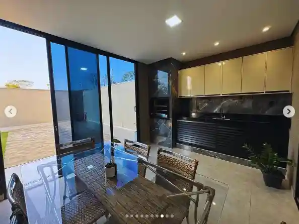 Casa com 3 quartos à venda, 376m² — foto 8 de 10