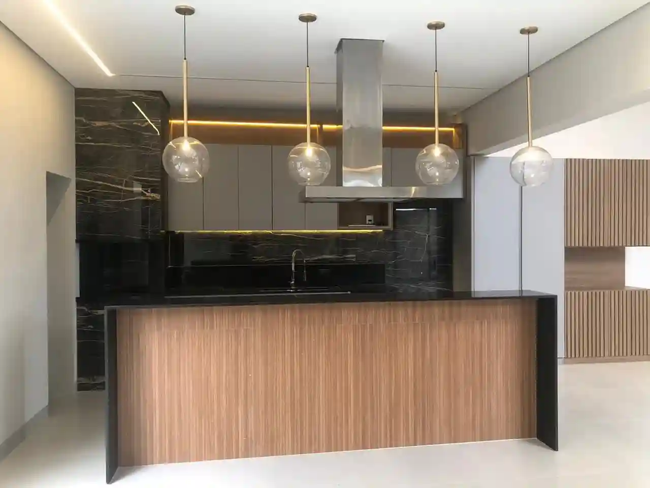 Casa de Condomínio com 4 quartos à venda, 441m² — foto 14 de 16