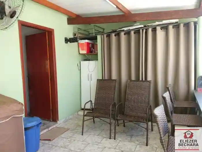 Casa com 3 quartos à venda, 140m² — foto 15 de 18