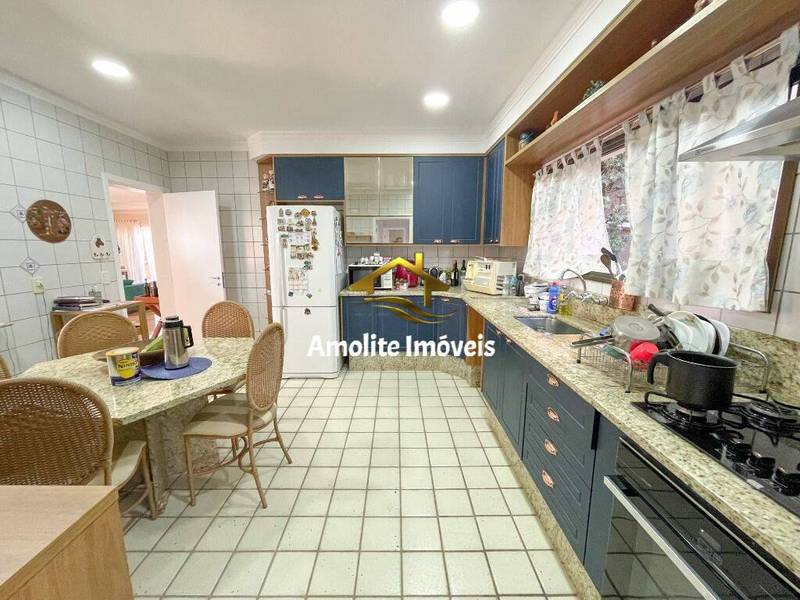 Casa de Condomínio com 4 quartos à venda, 398m² — foto 15 de 21