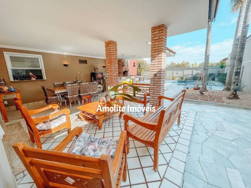 Casa de Condomínio com 4 quartos à venda, 398m² — foto 10 de 21