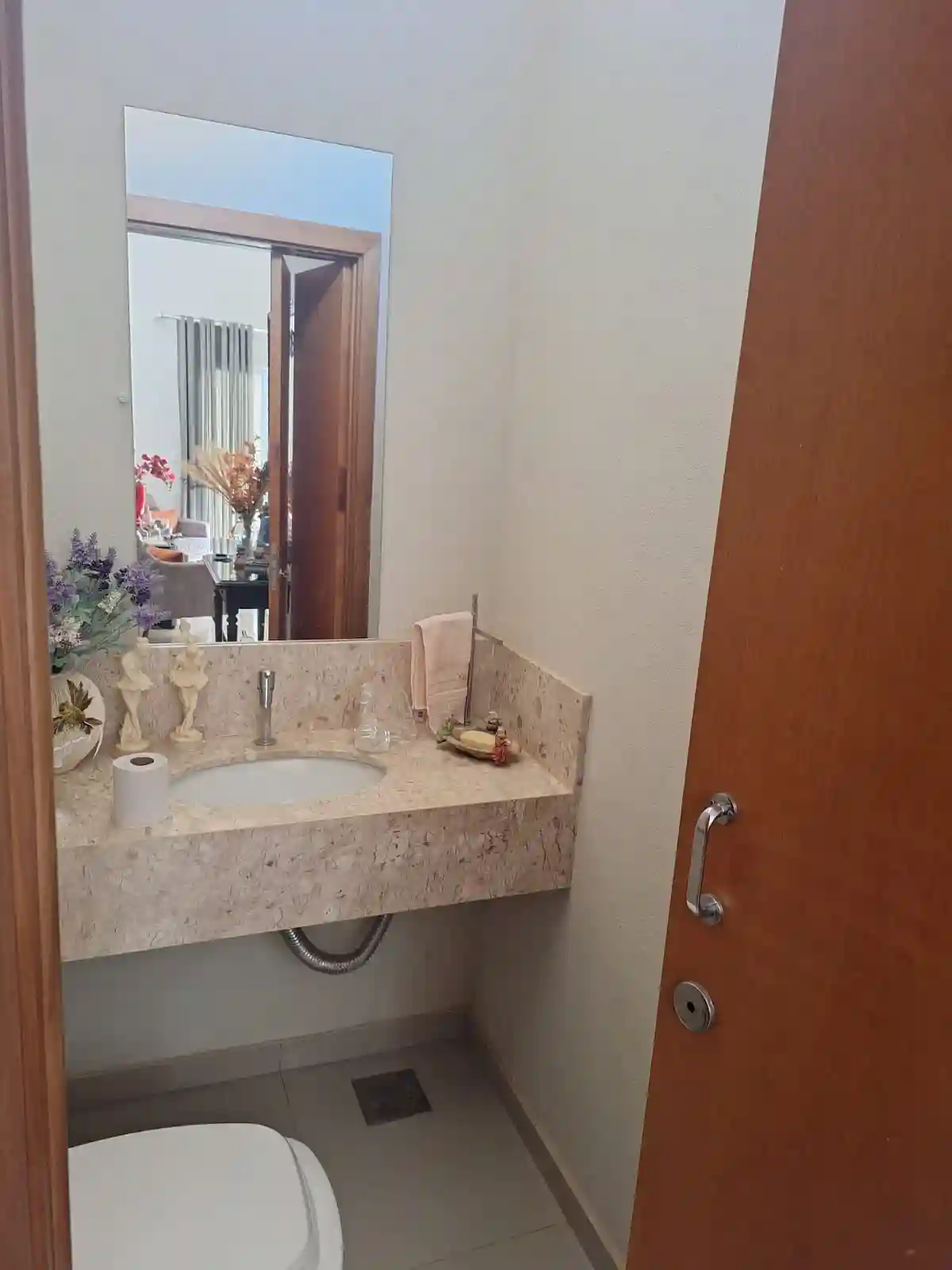 Casa de Condomínio com 3 quartos à venda, 275m² — foto 3 de 15