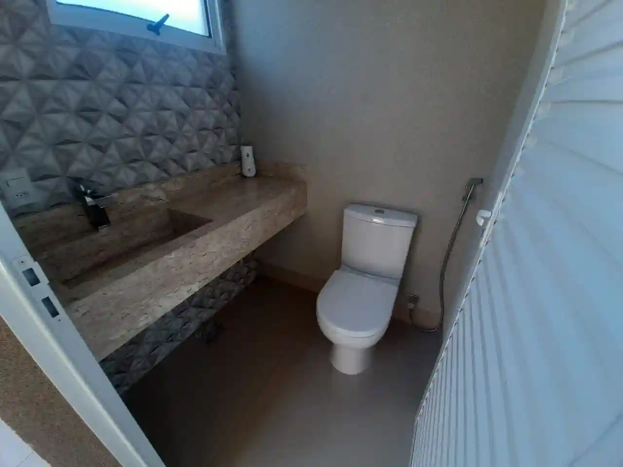 Casa de Condomínio com 3 quartos à venda, 160m² — foto 24 de 25