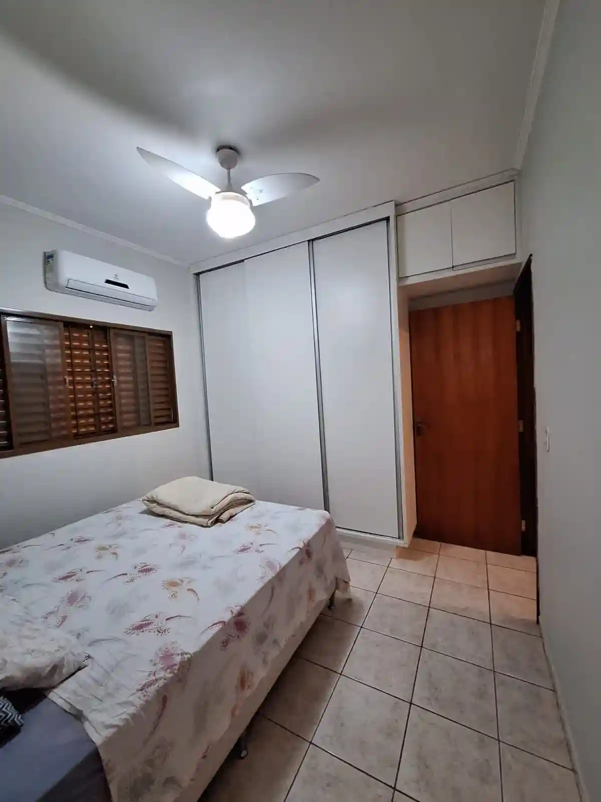 Casa com 3 quartos à venda, 200m² — foto 6 de 22