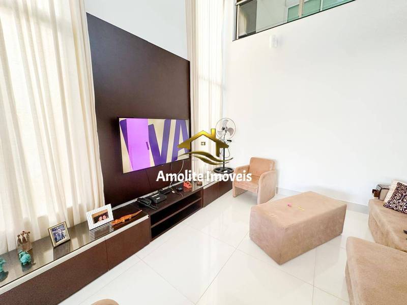 Casa de Condomínio com 3 quartos à venda, 298m² — foto 3 de 18