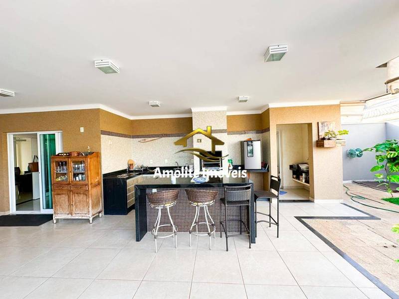 Casa de Condomínio com 3 quartos à venda, 298m² — foto 12 de 18