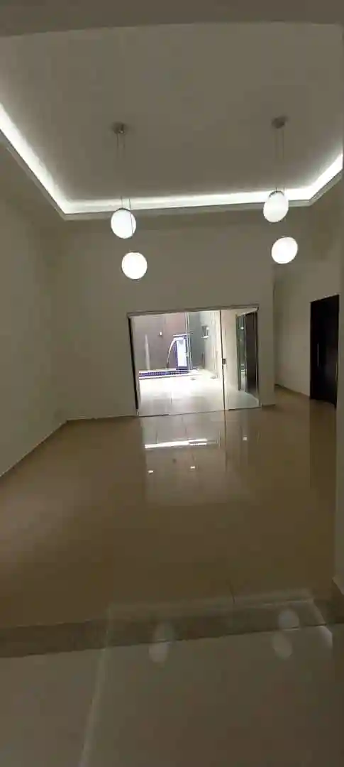 Casa de Condomínio com 3 quartos à venda, 360m² — foto 5 de 12