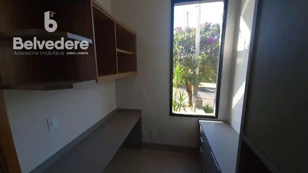 Casa de Condomínio com 4 quartos à venda, 345m² — foto 9 de 10