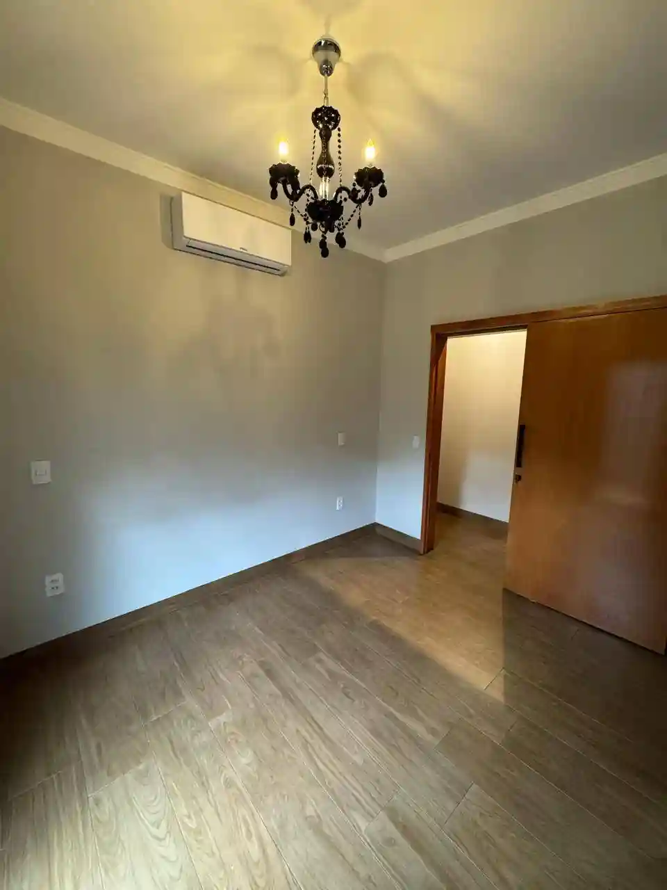 Casa de Condomínio com 3 quartos à venda, 253m² — foto 8 de 16