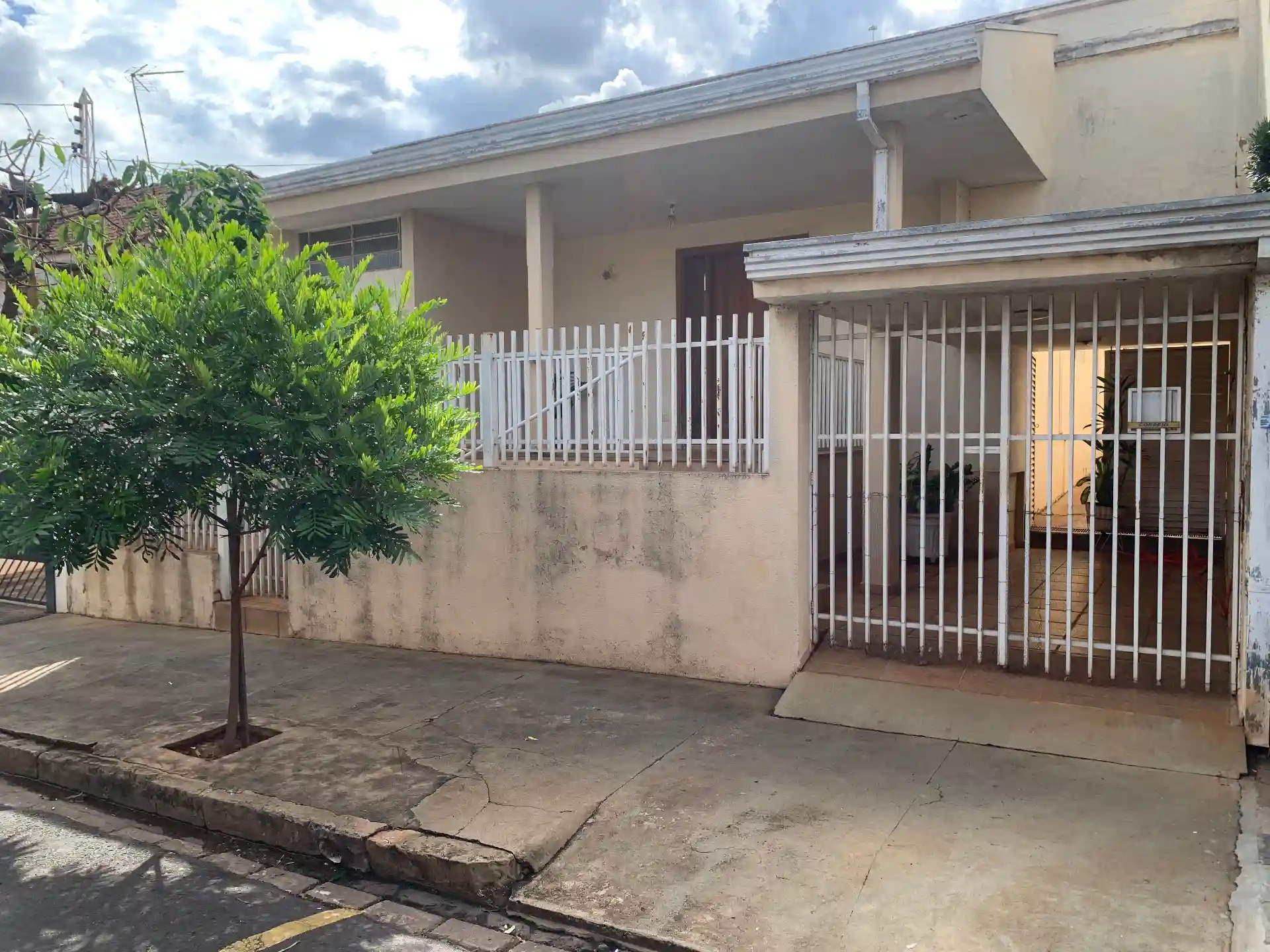 Casa Comercial com 3 quartos à venda, 221m² — foto 2 de 17