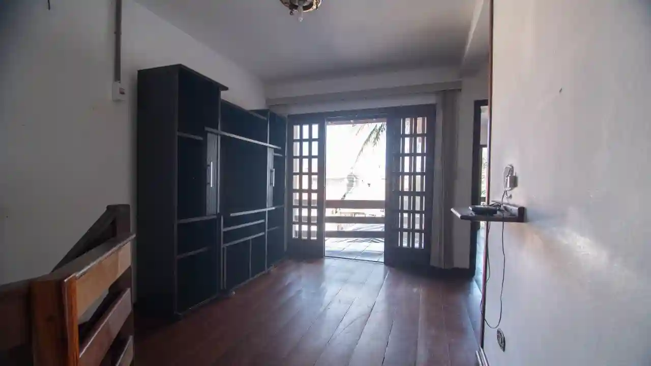 Sobrado com 4 quartos à venda, 210m² — foto 9 de 20