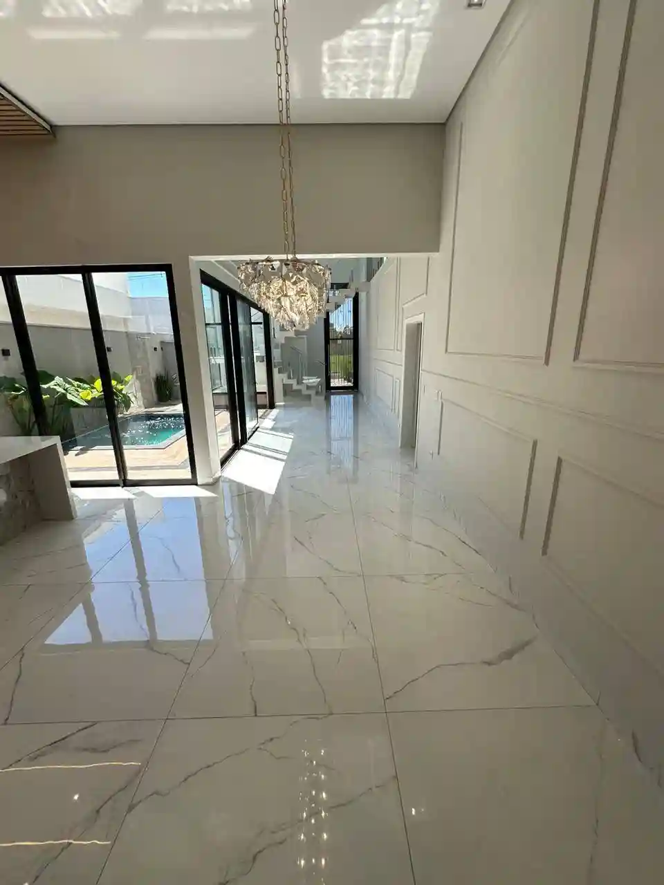 Casa de Condomínio com 3 quartos à venda, 300m² — foto 31 de 47