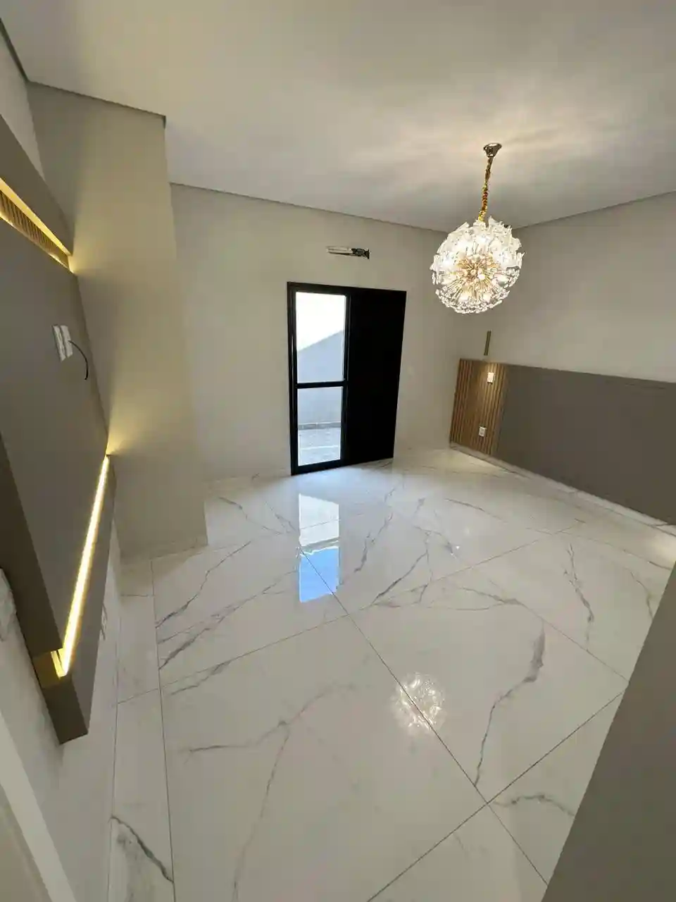 Casa de Condomínio com 3 quartos à venda, 300m² — foto 13 de 47