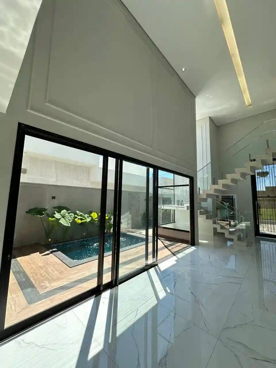 Casa de Condomínio com 3 quartos à venda, 300m² — foto 32 de 47