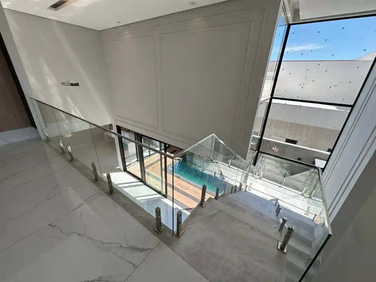 Casa de Condomínio com 3 quartos à venda, 300m² — foto 40 de 47