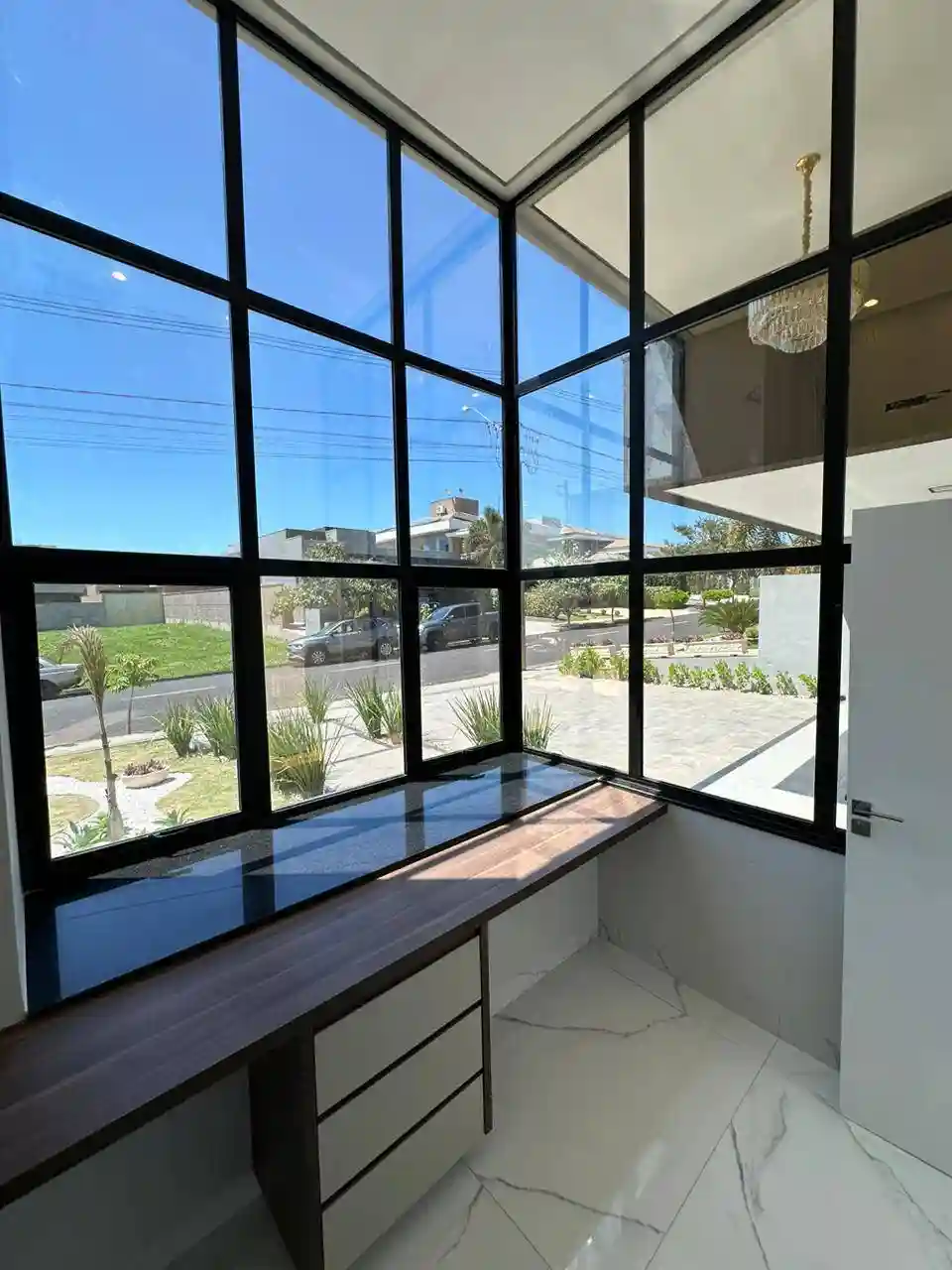 Casa de Condomínio com 3 quartos à venda, 300m² — foto 28 de 47