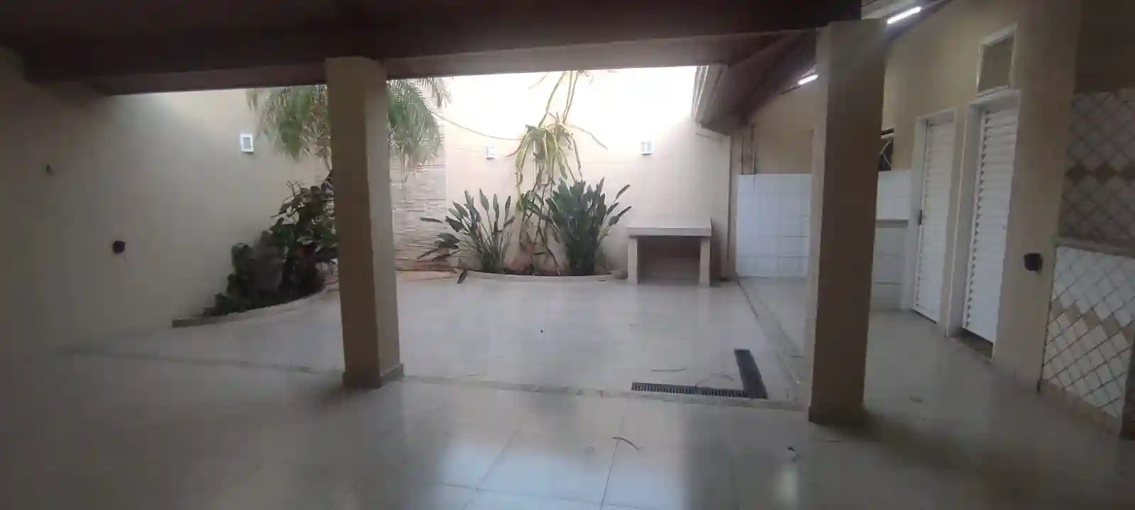 Casa com 3 quartos à venda, 200m² — foto 25 de 32