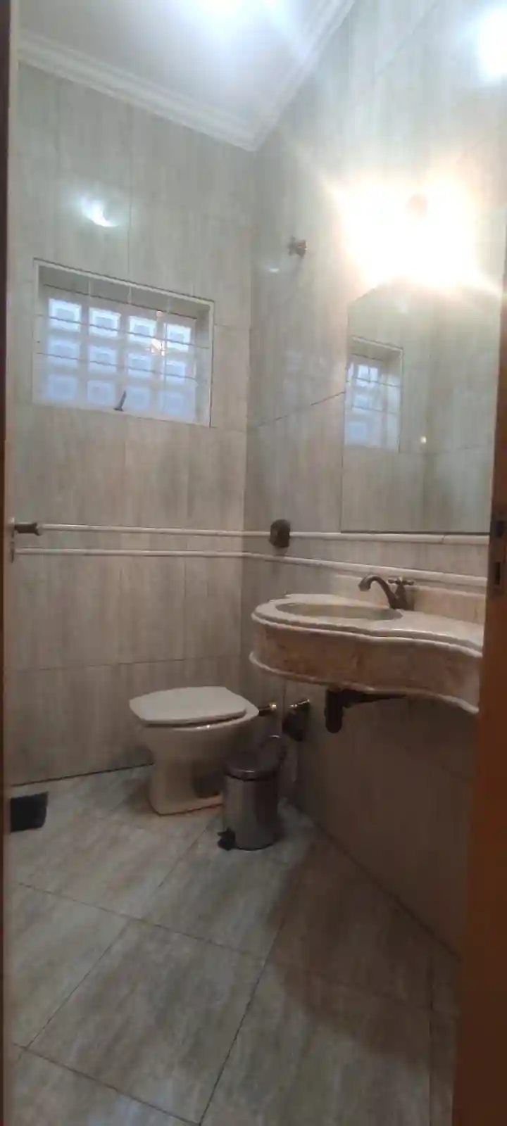Casa com 3 quartos à venda, 200m² — foto 8 de 32