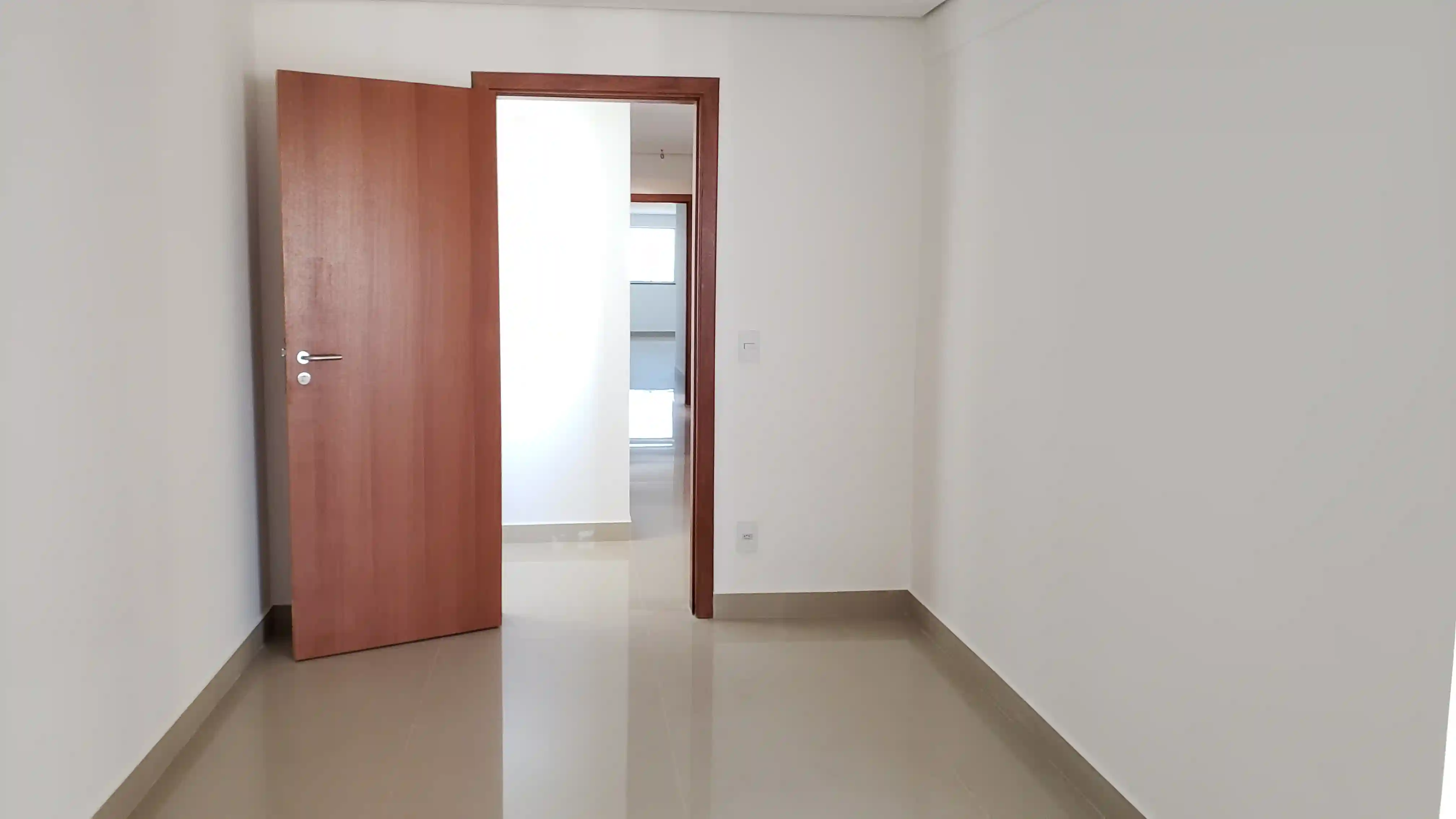 Apartamento com 3 quartos à venda, 280m² — foto 9 de 15