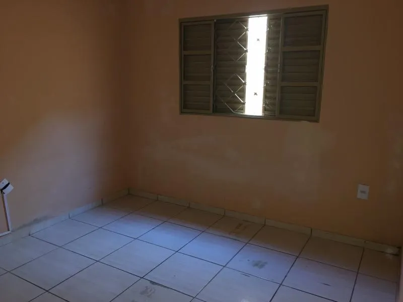 Casa à venda — foto 1 de 5