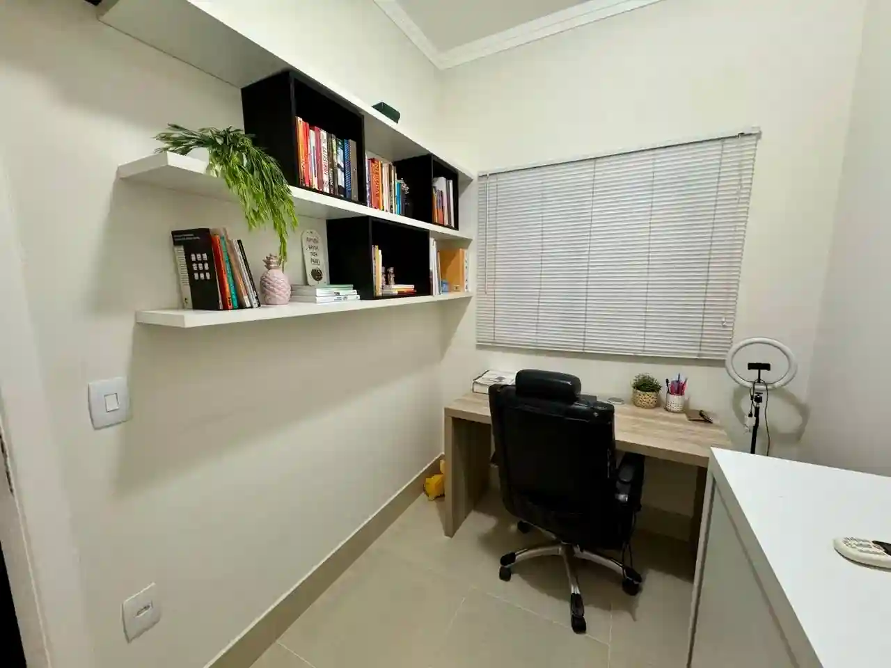 Casa de Condomínio com 3 quartos à venda, 470m² — foto 4 de 8