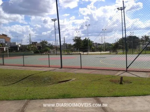 Terreno / Lote / Condomínio à venda — foto 1 de 4