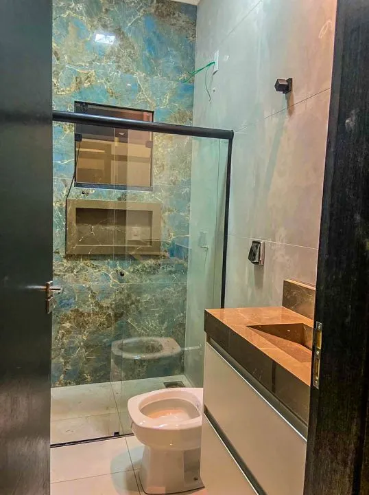 Casa à venda — foto 1 de 10