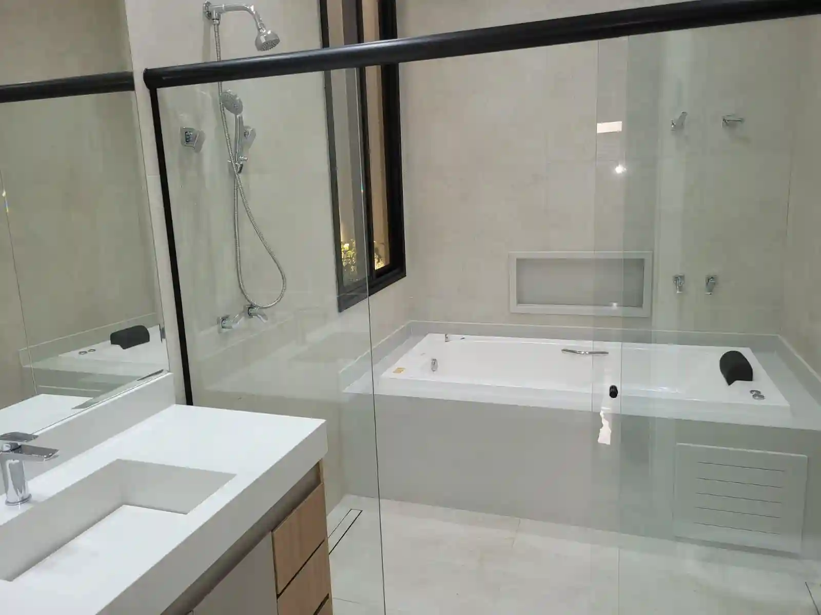 Casa de Condomínio com 3 quartos à venda, 190m² — foto 8 de 19