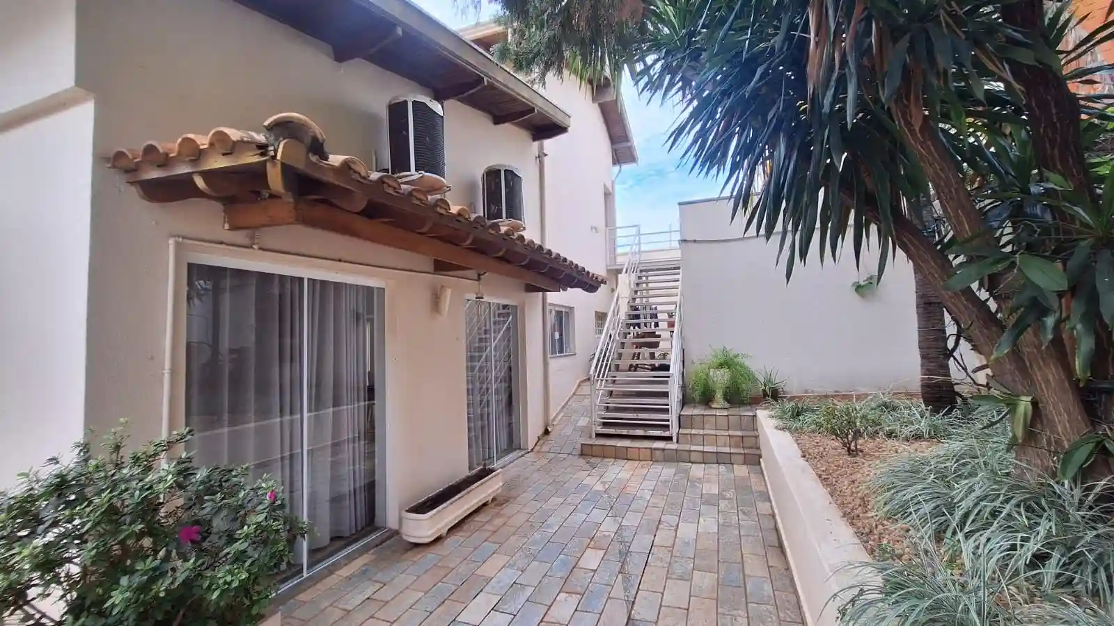 Casa Comercial com 4 quartos à venda, 700m² — foto 9 de 23
